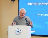 生物制药领域资深学者、剑桥大学原副校长奈杰尔·斯莱特,现已加盟浙江大学