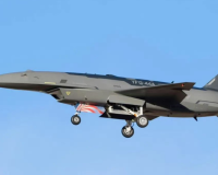 技术派｜美最新无人战斗机试飞，空战新时代正在加速到来