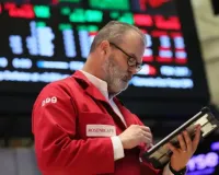 11月18日外盘头条：谷歌发布Gemini3 微软和英伟达投资Anthropic 特朗普威胁吊销ABC牌