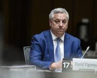 又发癫！前加拿大情报高官污蔑：西方大学里有中国间谍，都成规模了