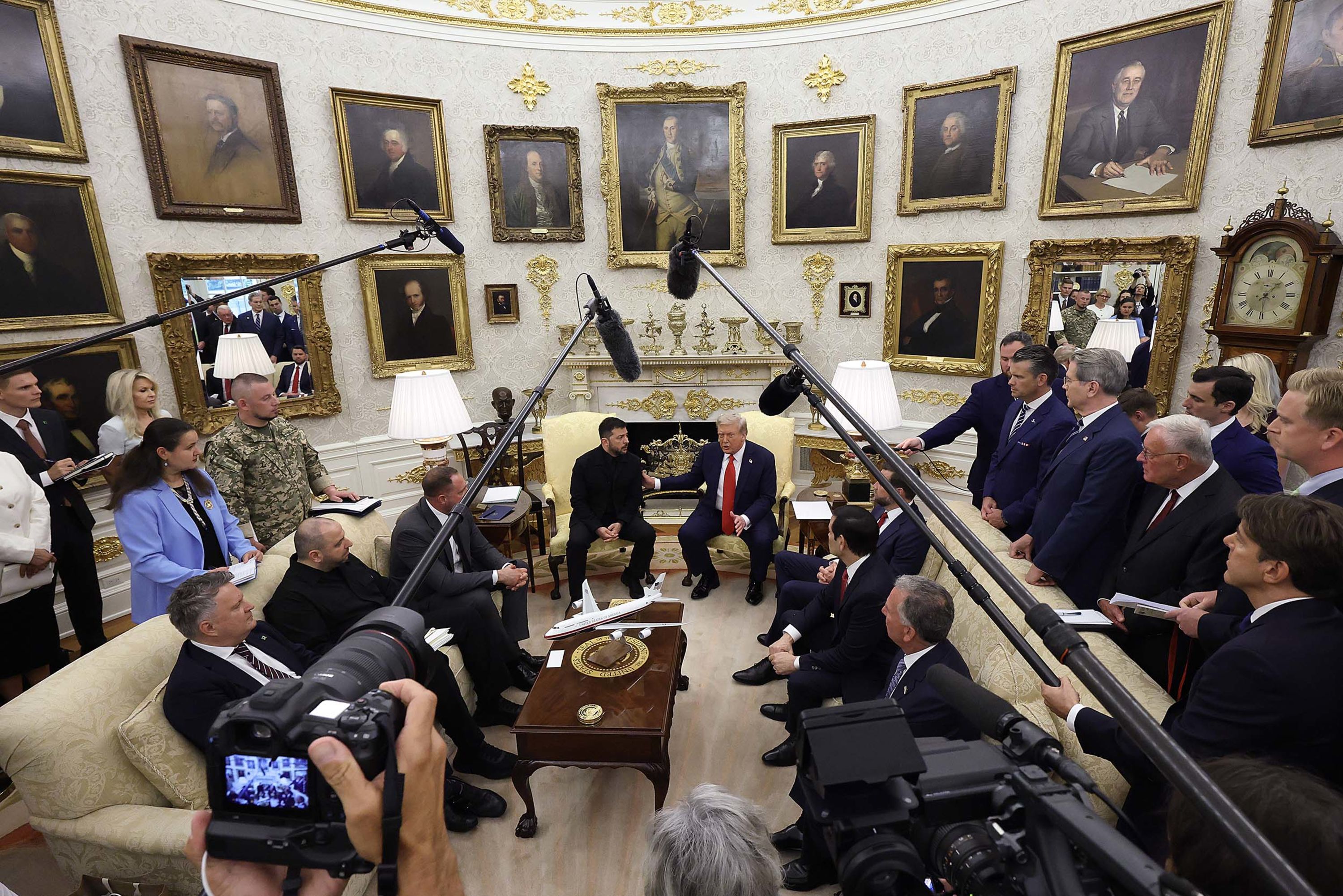 01-001-gettyimages-2230832386-jpg.jpg