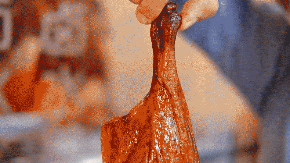 0-ezgif.com-optimize.gif