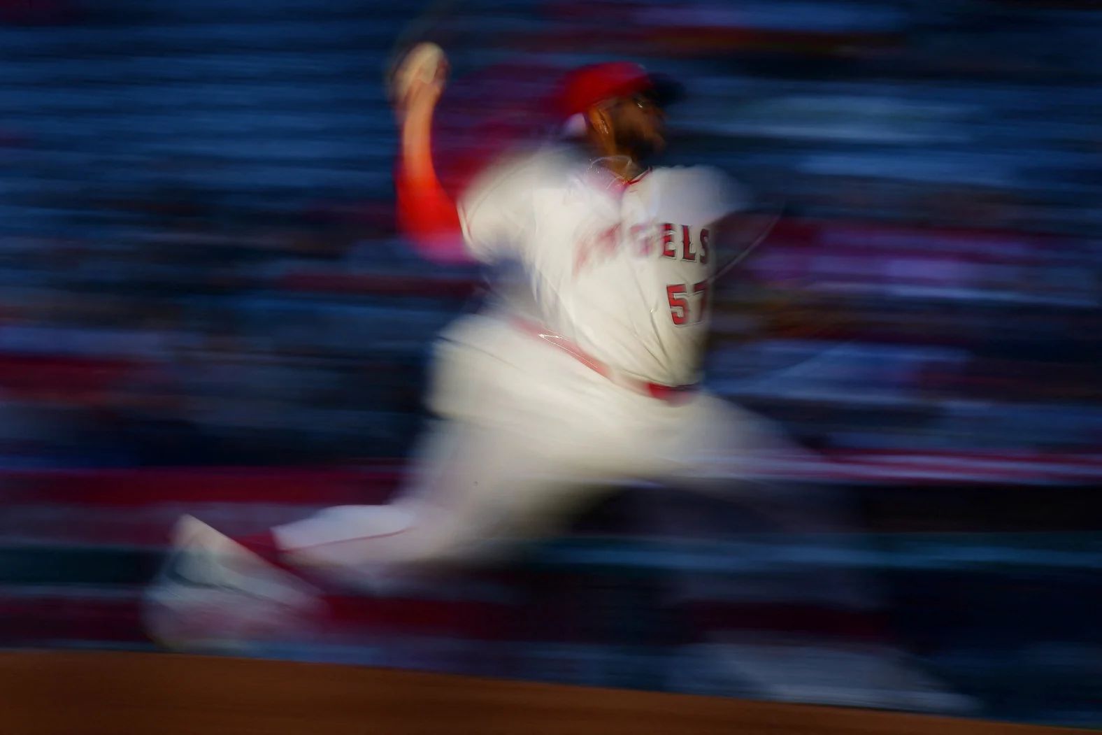 32-32-31-28-2026-06-10t163410z-462042884-29163567-rtrmadp-3-baseball-mlb-laa-hou.jpg