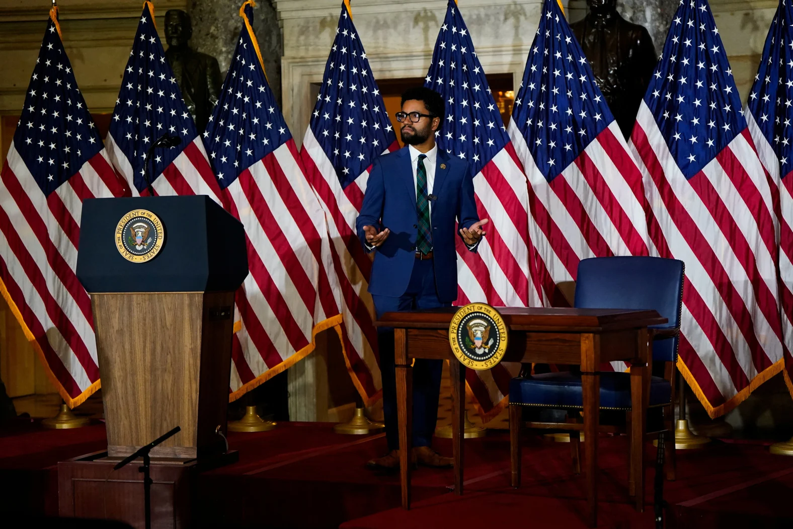 35-35-35-31-2026-06-24t155419z-375733257-rc2f0maqhkgo-rtrmadp-3-usa-trump-housing.jpg