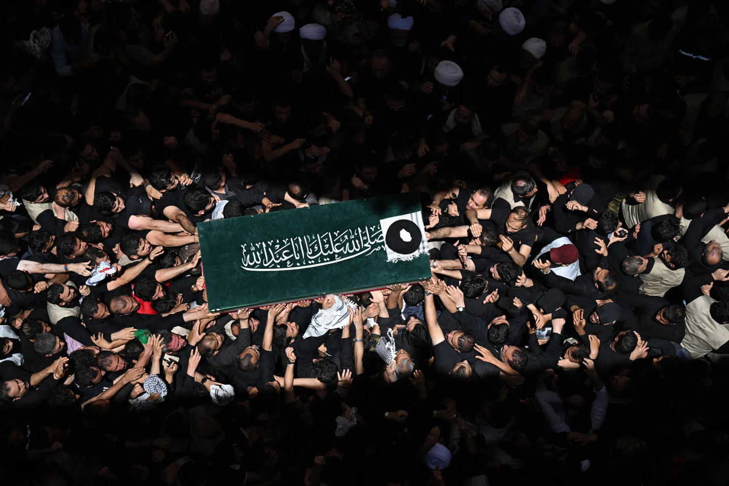 28-24-gettyimages-2284623351.jpg