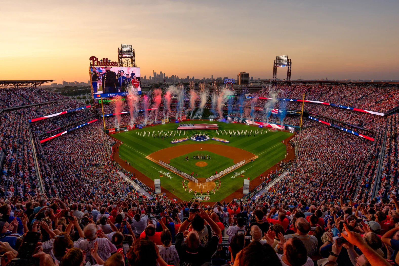 15-gettyimages-2286135265.jpg