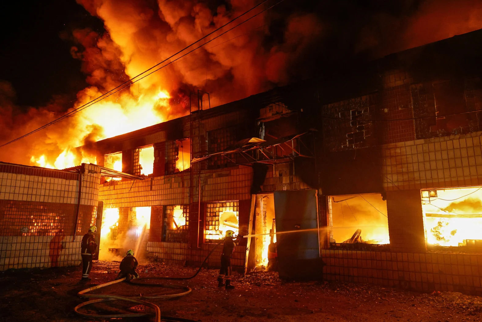 21-21-19-2026-07-16t023355z-1398047390-rc2nema62ain-rtrmadp-3-ukraine-crisis-att.jpg