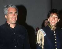 爱泼斯坦档案还藏了什么？从反对到签字，特朗普被自己反噬