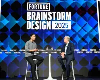 初代苹果鼠标设计公司,正在与AI做朋友