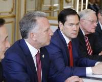 美国起草俄乌“28点”新计划,欧盟抱怨:完全被蒙在鼓里,措手不及