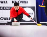 中国队男子冰壶队9比4“复仇”日本队,挺进冬奥会