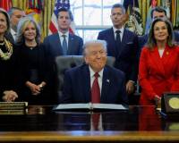 “原来特朗普对中国做这么多”，某些美国鹰派急眼了