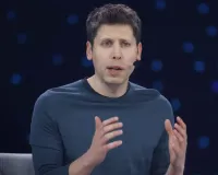 奥尔特曼:OpenAI首款设备有望实现iPhone级革命性突破