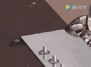 Z111.gif
