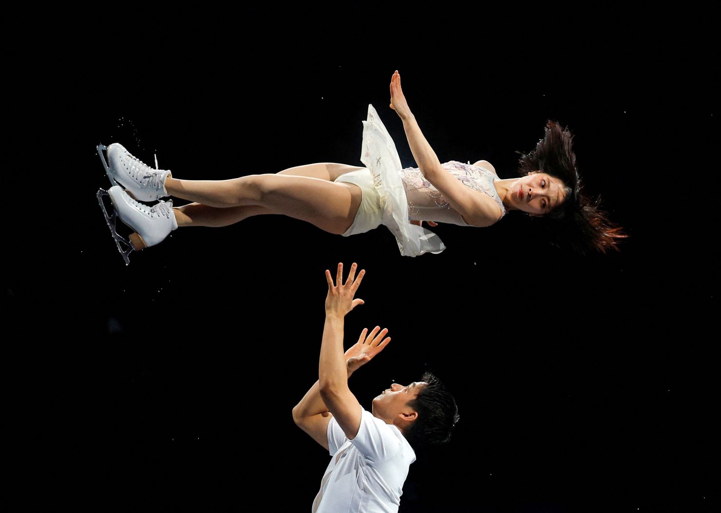 20-10-2025-03-30t211343z-418977311-up1el3u1kg1ut-rtrmadp-3-figureskating-world-jpg.jpg