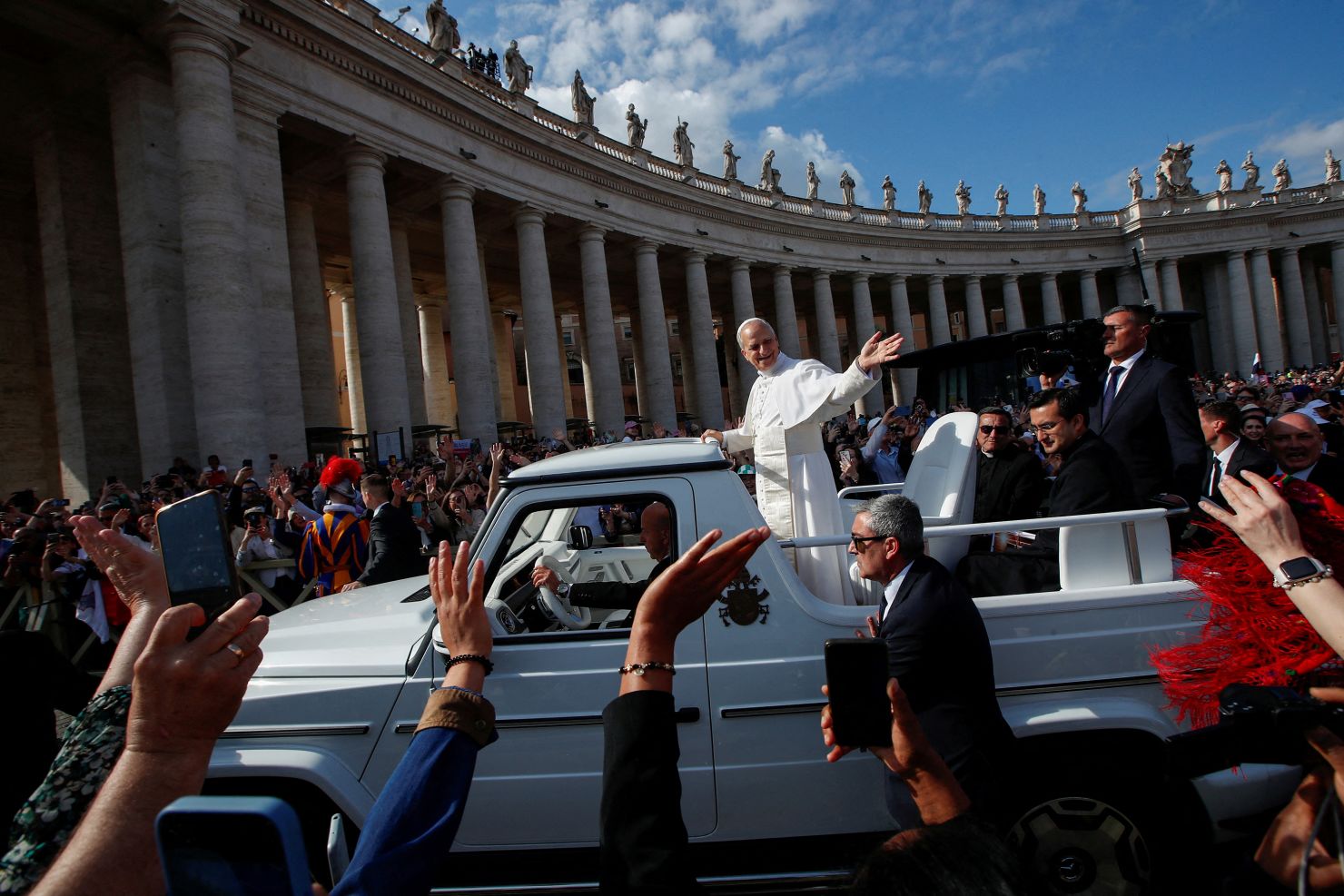 06-04-2025-05-18t080151z-1188217868-rc27keawxyp6-rtrmadp-3-pope-leo.jpg
