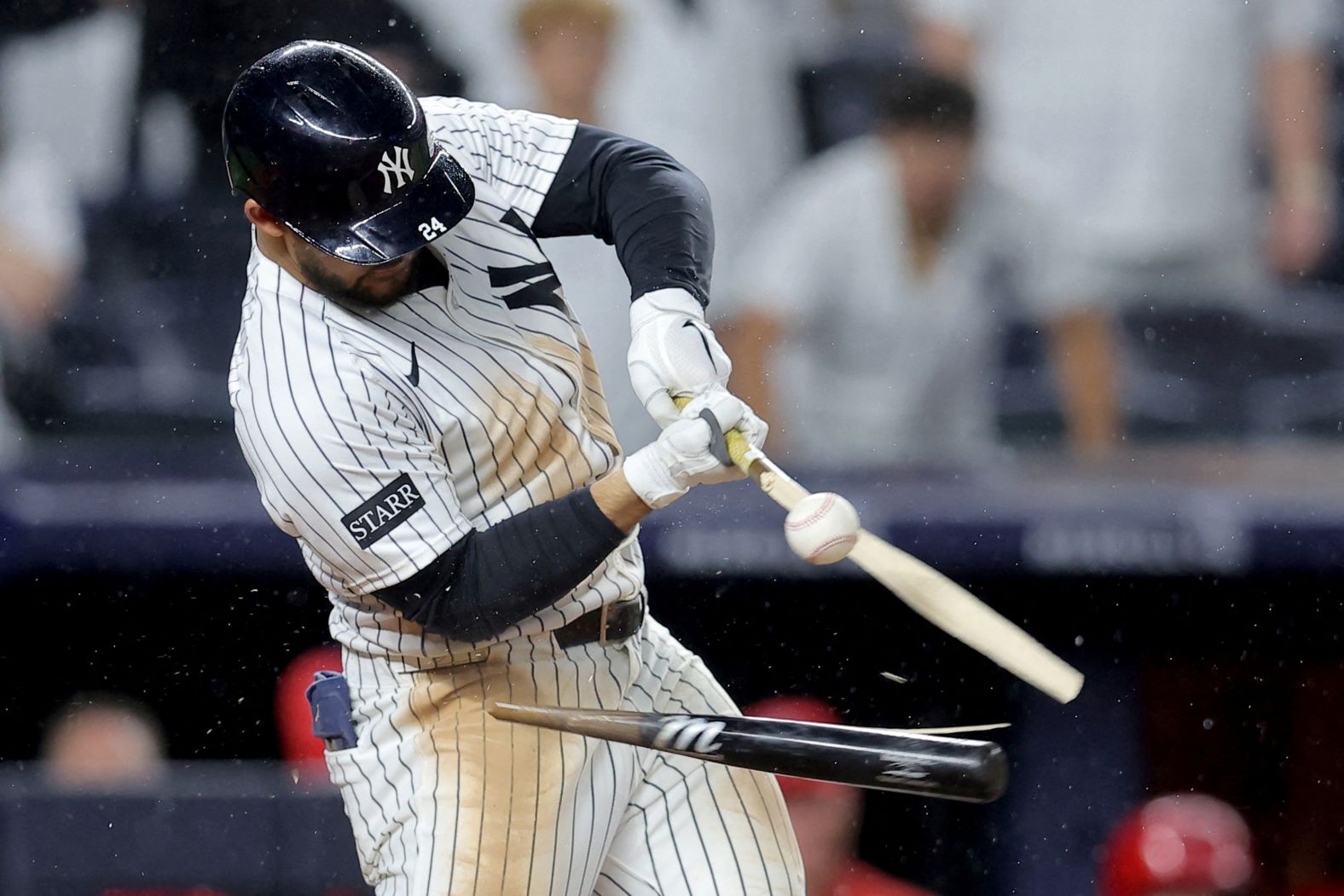 32-033-055-2025-06-17t072338z-16391037-26471842-rtrmadp-3-baseball-mlb-nyy-laa.jpg