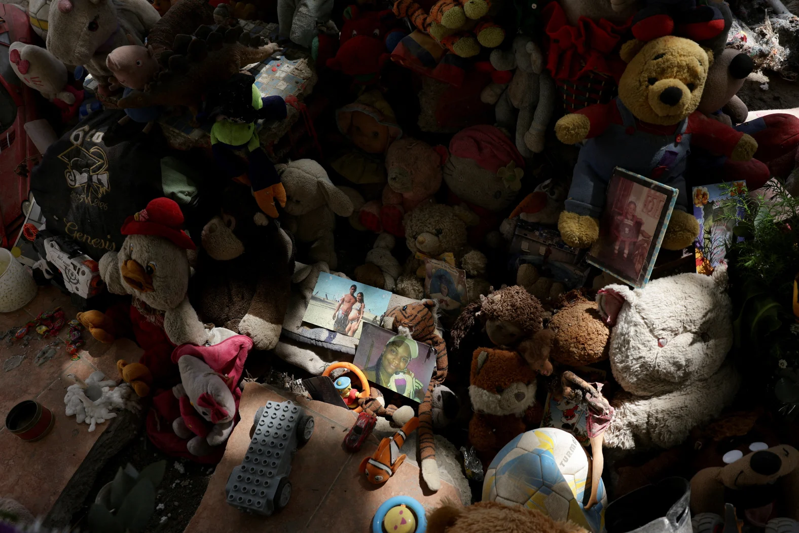 017-017-017-2026-07-17t233708z-291928970-rc2ufmanmm5w-rtrmadp-3-venezuela-quake.jpg