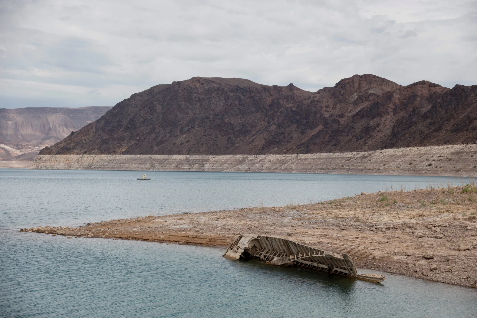 033-033-033-2026-07-22t055417z-1199175613-rc2kima5skon-rtrmadp-3-usa-drought.jpg