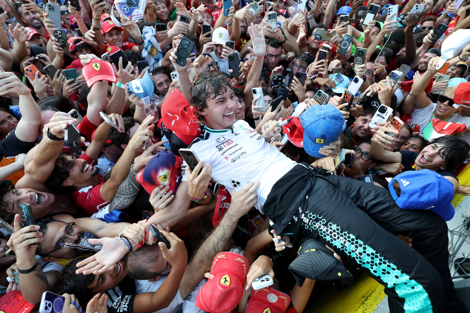 c-0034gettyimages-2293830228.jpg